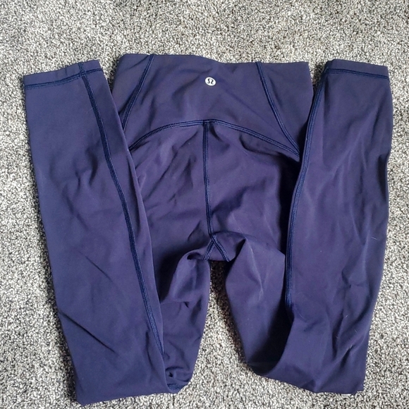 Lululemon leggings - Picture 1 of 2